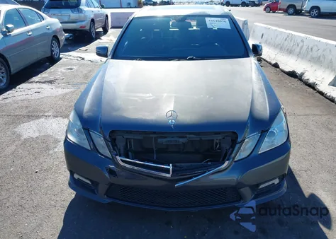 2011 Mercedes-Benz E 350 z USA, uszkodzony, nr VIN WDDHF5GB7BA274062